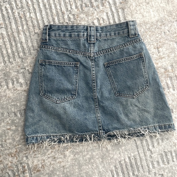 ❌SOLD❌ Jean skirt - Picture 2 of 5